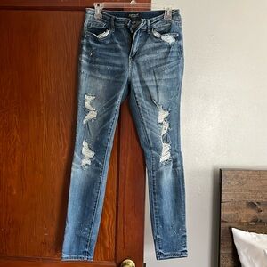 Judy blue distressed jeans